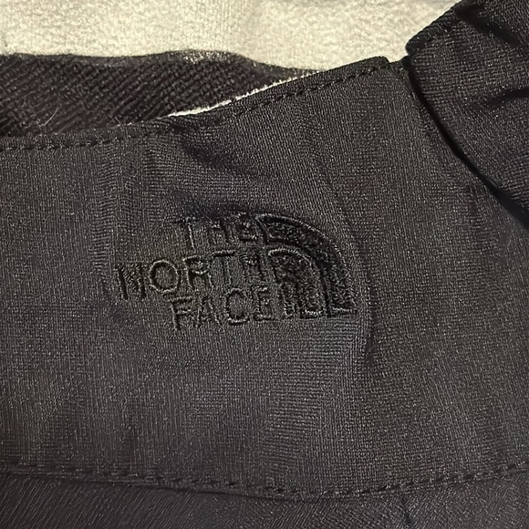 The North Face snow pants women size 10 black Pants cold weather adjustable - Picture 6 of 16